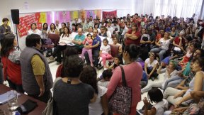 Multitudinaria audiencia en defensa de la educación pública reclama respuestas al gobierno 