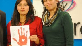 El Frente de Izquierda marcha por #NiUnaMenos