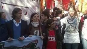 Christian Castillo: “Hoy miles le dijimos a Vidal que queremos el boleto ya”