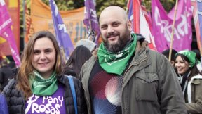 "En las calles miles de mujeres pelean por sus derechos, mientras el Senado parece una caverna donde no entra un rayo de luz"