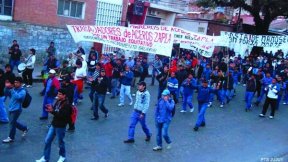 Jujuy: los trabajadores de Zapla resisten, Fellner defiende al vaciador Taselli