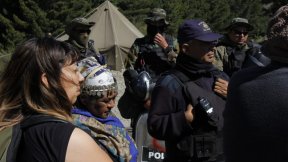 La candidata del Frente de Izquierda Unidad estuvo en el Bolsón y Bariloche
