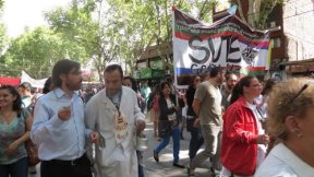 Del Caño marchó junto a los trabajadores de la educación en apoyo a sus reclamos