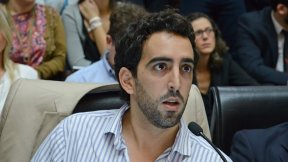 Del Corro: "El PRO describe una ciudad de fantasía y no habla de pobreza ni vacantes"
