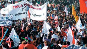 Chile: estudiantes y docentes profundizan la lucha contra la educación privada