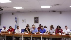 El sindicalismo combativo y la izquierda anunciaron cortes en todo el país