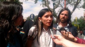 Acompañada por Del Caño y Barbeito la candidata del FIT a la intendencia de San Rafael cuestionó a los Felix 