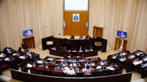 Declaran de interés Legislativo el libro “Zanon Fábrica Militante sin patrones”