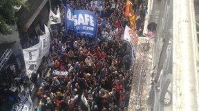 Corte en Pellegrini y Corrientes en defensa de la educación pública