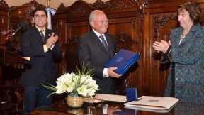 Proyecto de la Juventud del PTS para derogar el Honoris Causa a Abel Albino