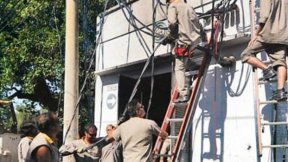 A oscuras y sin agua en la provincia "normal" de Binner