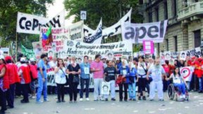 Voces en la Plaza de Mayo: Madres de Plaza de Mayo Línea Fundadora