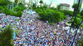 Más de 40 mil docentes ganamos las calles