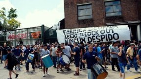Radio Abierta en Neuquén en solidaridad con los trabajadores de AGR-Clarín