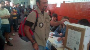 En todo el país votan los candidatos del Frente de Izquierda y de los Trabajadores