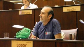 Godoy “Las petroleras aportan el 30% del presupuesto y se llevan de Neuquén tres presupuestos por año”