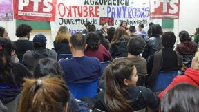 Concurrida presentación del libro Pan y Rosas en la UNGS