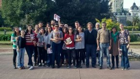 Castillo y Simioni cerraron su campaña con fuertes denuncias por inundaciones en la provincia