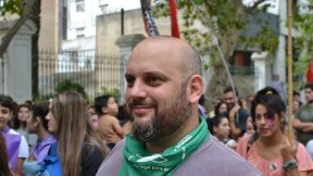 Crivaro: “El peronismo sigue aportando rechazos al proyecto. Seamos millones para lograr el derecho al aborto”