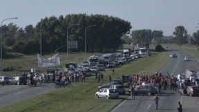 El paro en Rosario: corte de Autopista a Santa Fe a la altura de Silvestre Begnis