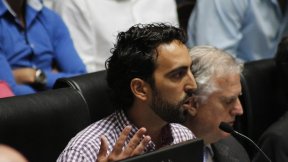 Del Corro: “Debe congelarse la tarifa del subte hasta que se sepa qué pasó con los subsidios”