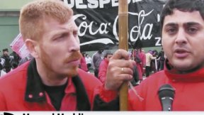 Los trabajadores despedidos de Coca Cola la siguen peleando