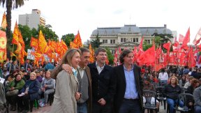 Christian Castillo: “La llegada del FIT al Congreso y a las legislaturas será un gran logro de todo el pueblo trabajador”
