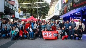 Nicolás del Caño y Myriam Bregman recorrieron la peatonal de Quilmes