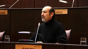 Cruces en la Legislatura por la grave situación del servicio de oncología pediátrica del Castro Rendón