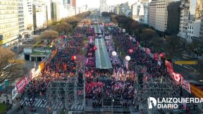 Multitudinario acto de la izquierda en la 9 de Julio a tres semanas de las elecciones