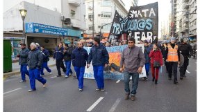 LEAR: empresa buitre dice tener crisis por tener que pagar el salario a doscientos trabajadores