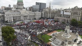 FMI: jornada nacional de lucha en rechazo al acuerdo de ajuste