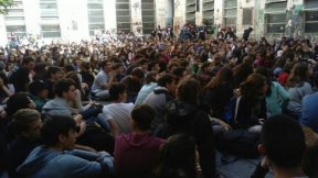 Colegio Pellegrini tomado contra regente que agredió a dos estudiantes mujeres