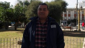 Candidato del Frente de Izquierda apoya lucha de municipales del cementerio