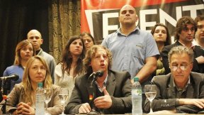 El Frente de Izquierda suspende el cierre, pero diferenciándose del Gobierno y la oposición 