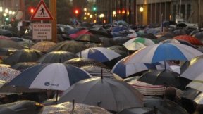 ¿Qué muestra la multitud silenciosa que marchó contra el Gobierno?