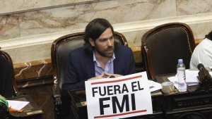 Del Caño: “Una cortina de humo que no elimina privilegios y quiere esconder el ajuste a millones de jubilados y jubiladas"