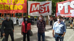 Vacunas: la izquierda realiza acto frente al Ministerio de Salud por la declaración de utilidad pública del laboratorio de Sigman