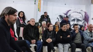 Del Caño en Moreno: "Anuncian tarifazos y en Moreno ya hay familias que tienen que elegir entre tener luz y comer"
